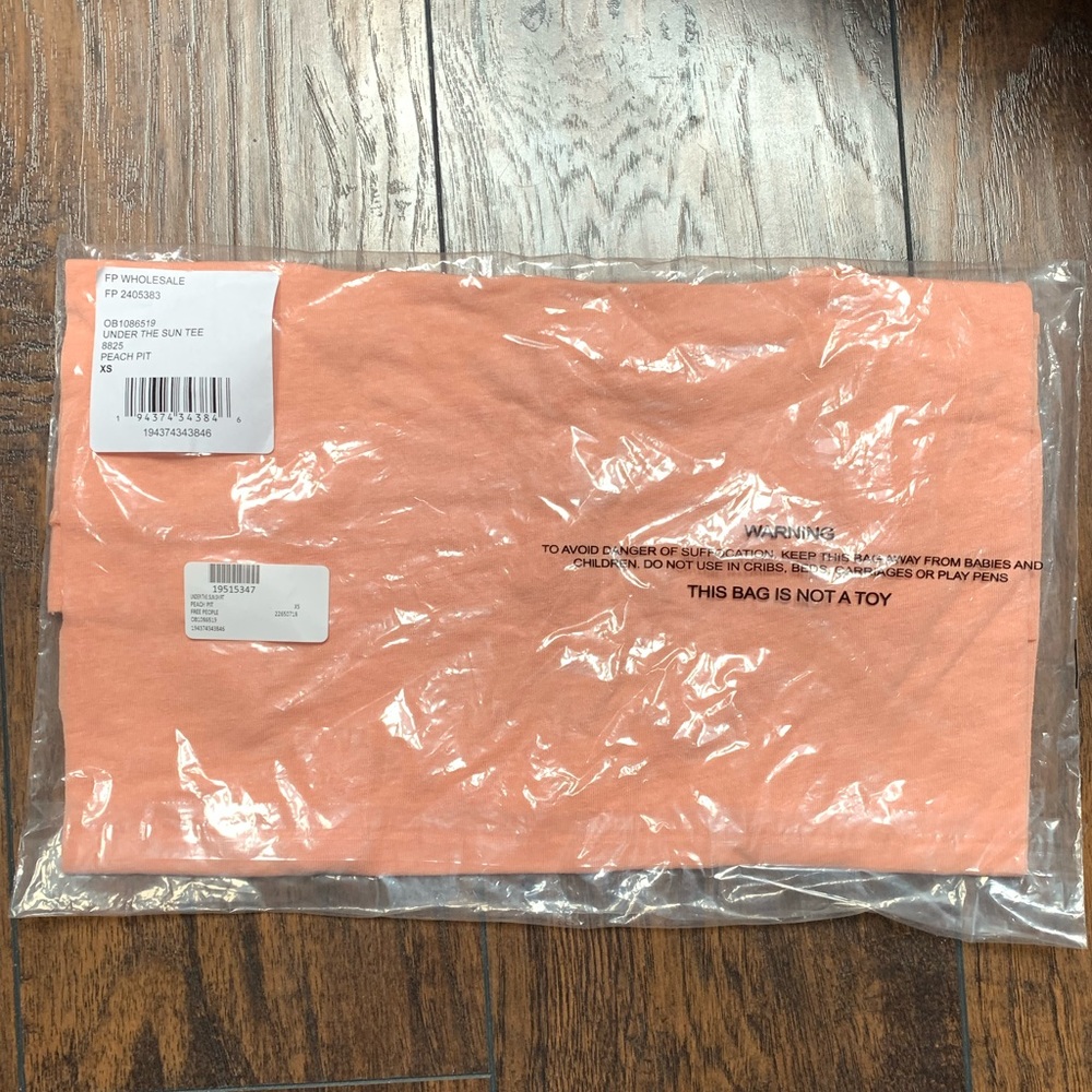 NWT Free People Under The Sun Tee in Peach Pit - Picture 5 of 5
